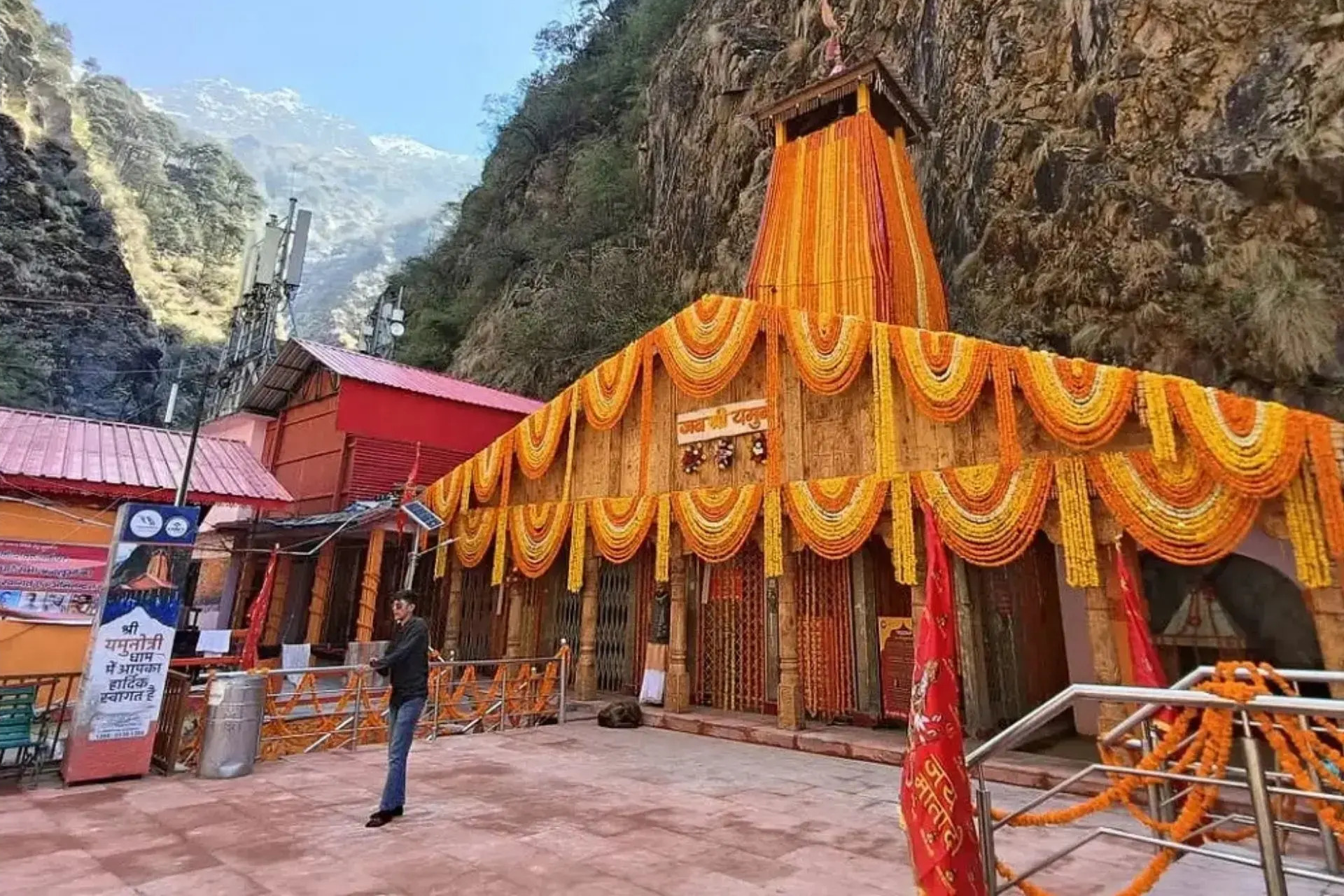 Yamunotri Temple decorated with marigolds